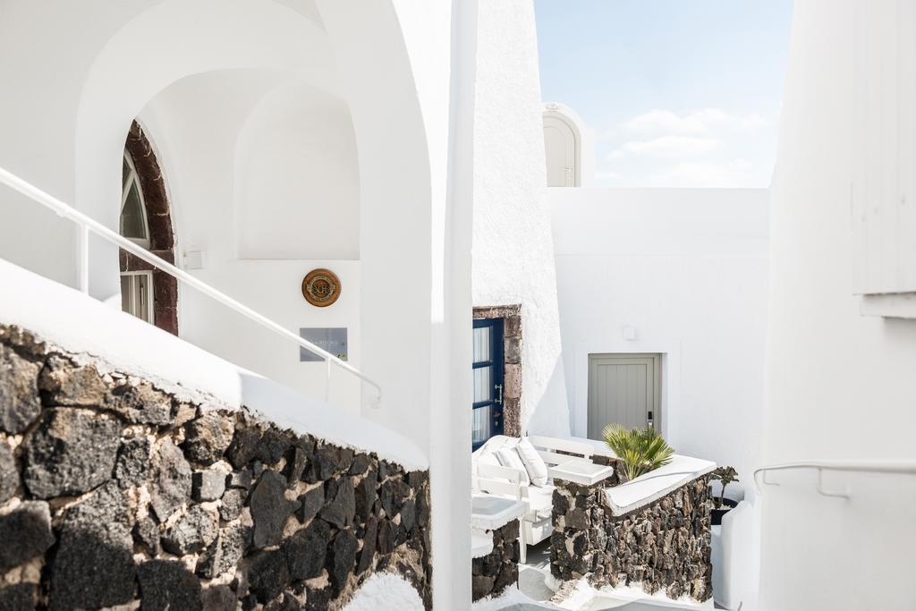 On The Rocks - Small Luxury Hotels Of The World (Adults Only) Imerovigli  Eksteriør billede